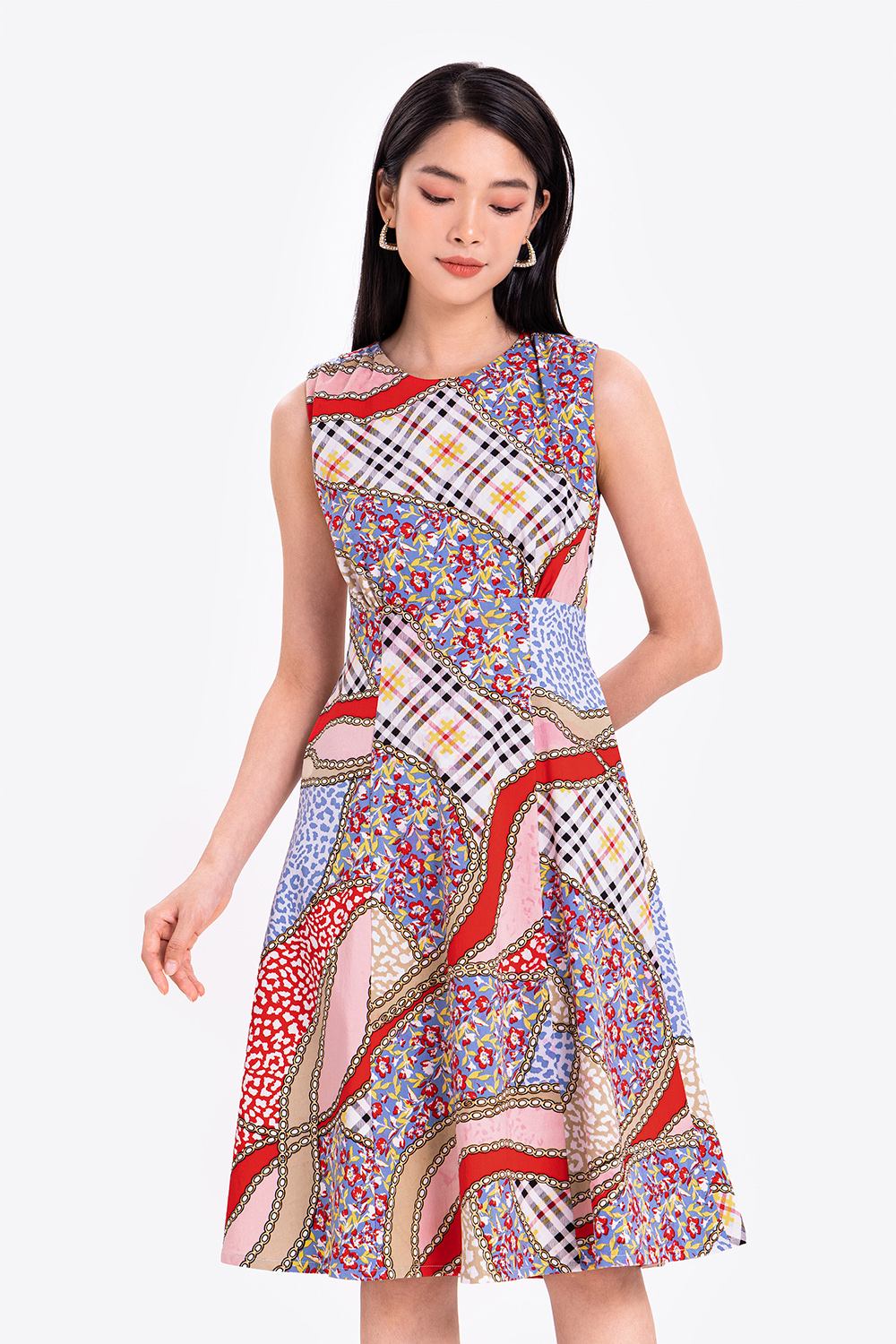 Đầm xòe sát nách họa tiết 