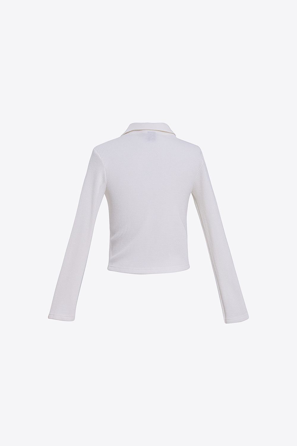 Áo thun ôm tay dài phối nút 