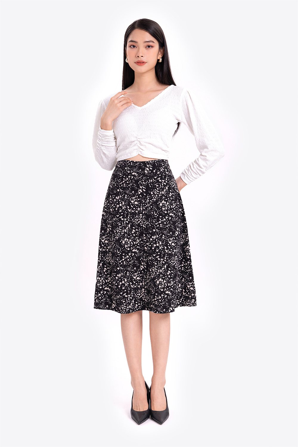 Chân váy công sở dáng xòe họa tiết 