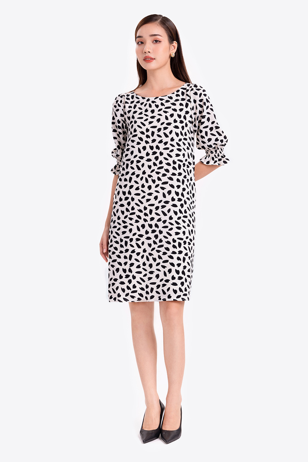 Đầm suông công sở họa tiết tay lỡ 