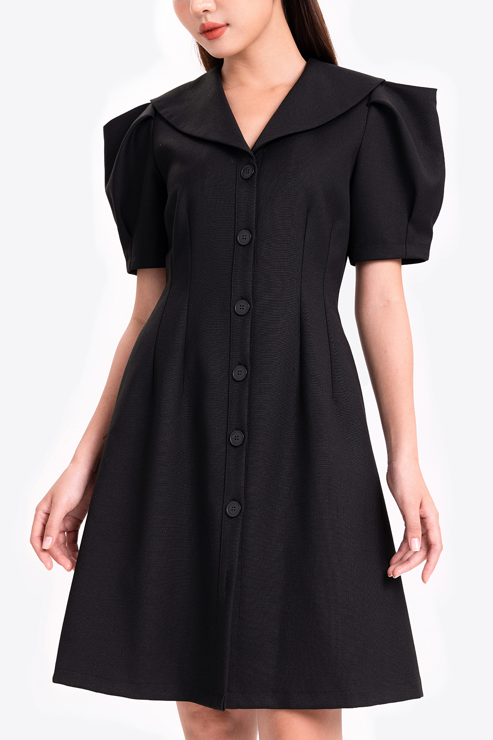 Đầm xòe đen dự tiệc tay phồng 