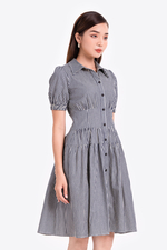 Đầm sơ mi xòe họa tiết caro 