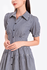 Đầm sơ mi xòe họa tiết caro 