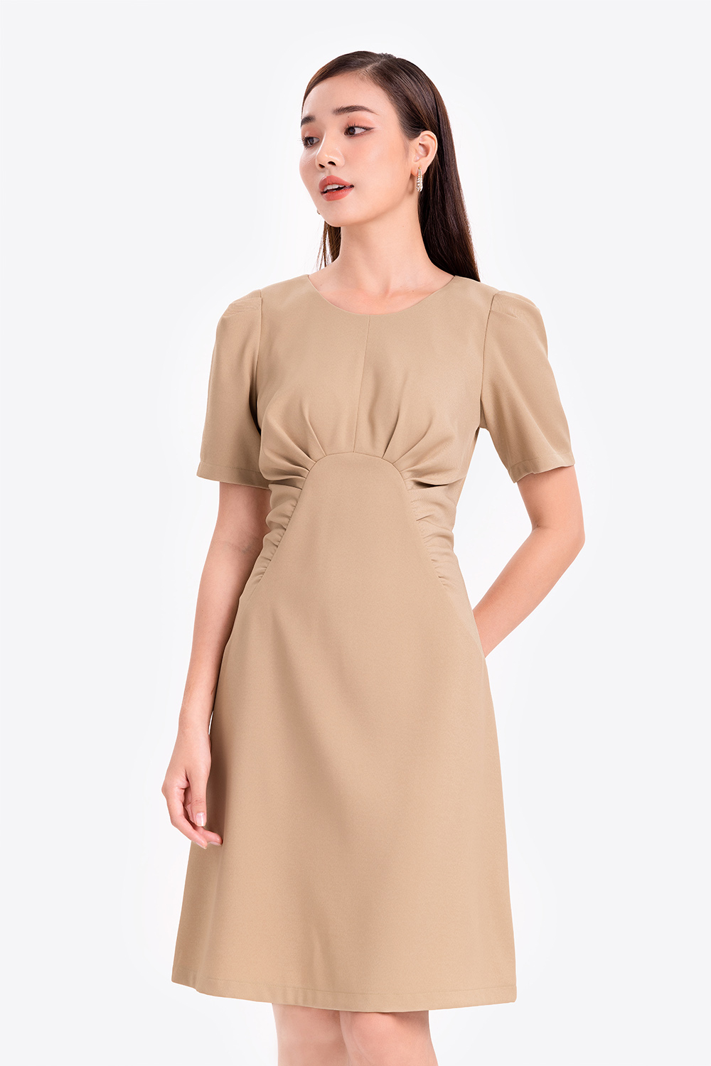 Đầm chữ A xếp ly chân ngực 