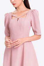 Đầm công sở nữ dáng xòe tay lỡ 