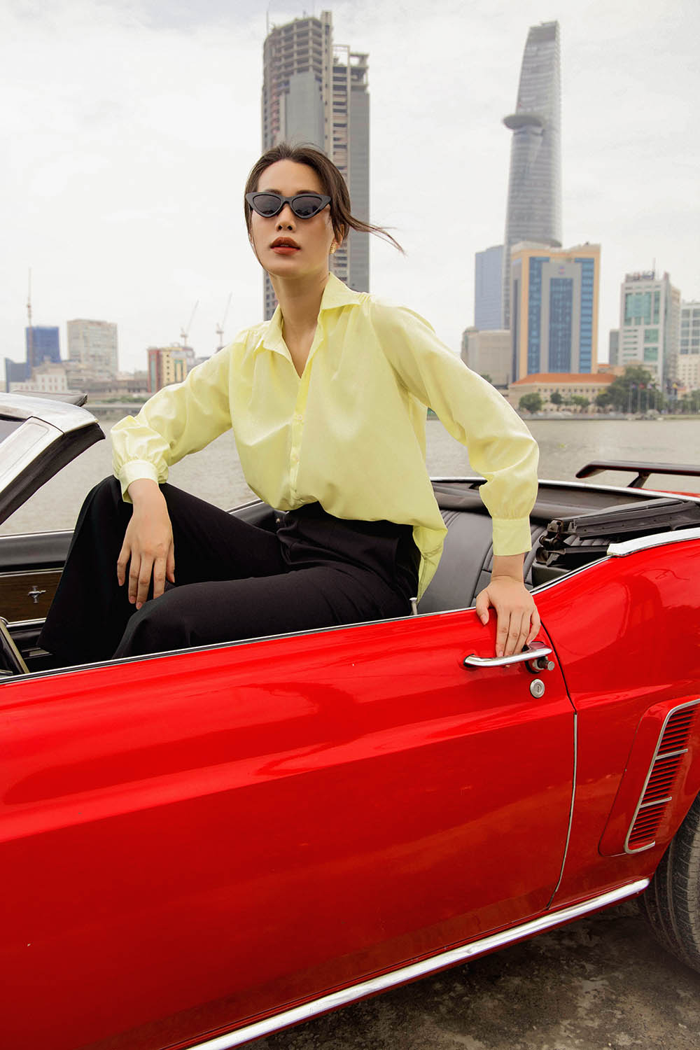 Áo sơ mi nữ công sở màu vàng 