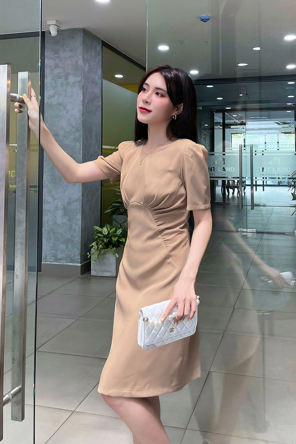 Đầm chữ A xếp ly chân ngực 