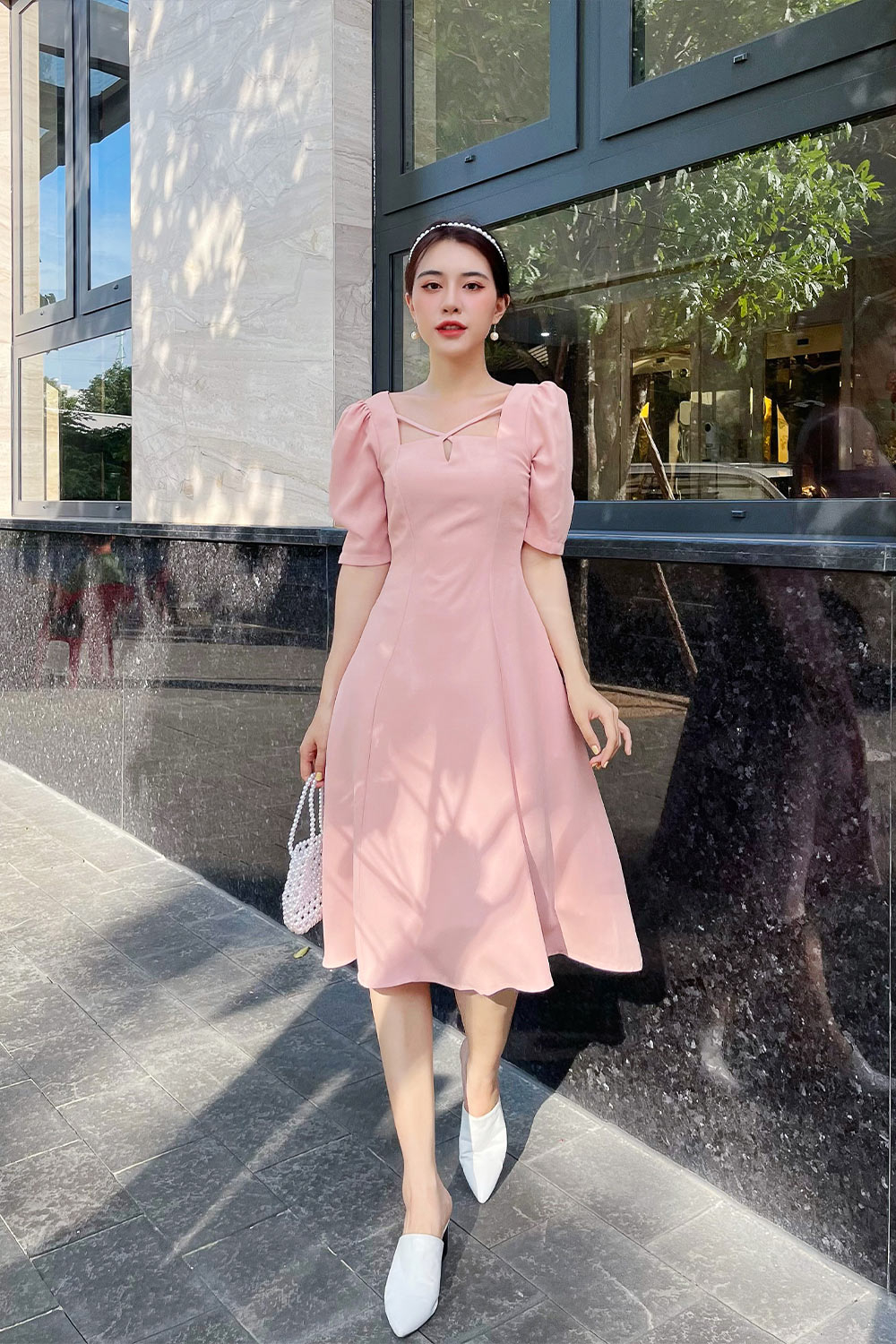 Đầm công sở nữ dáng xòe tay lỡ 