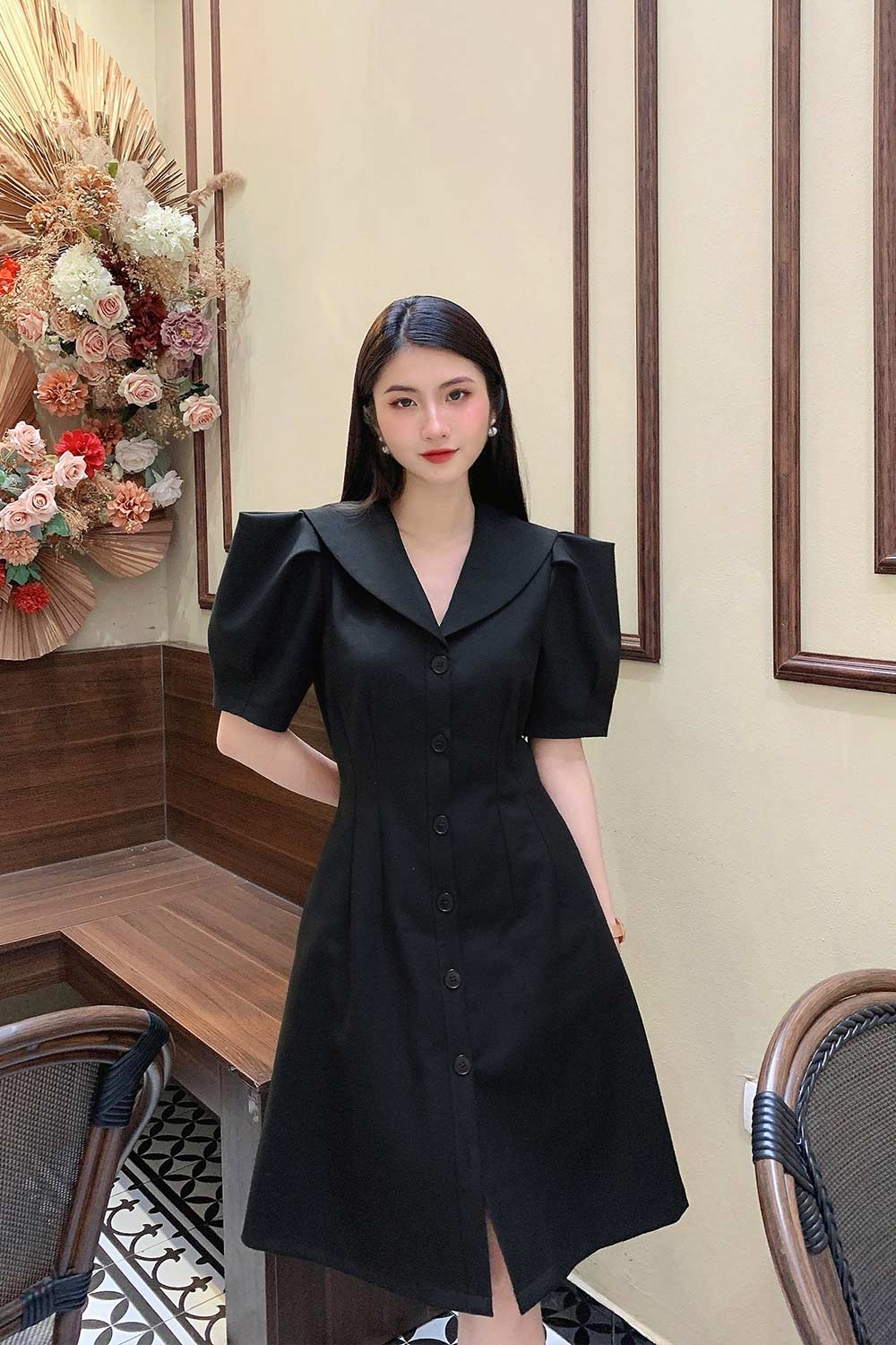 Đầm xòe đen dự tiệc tay phồng 