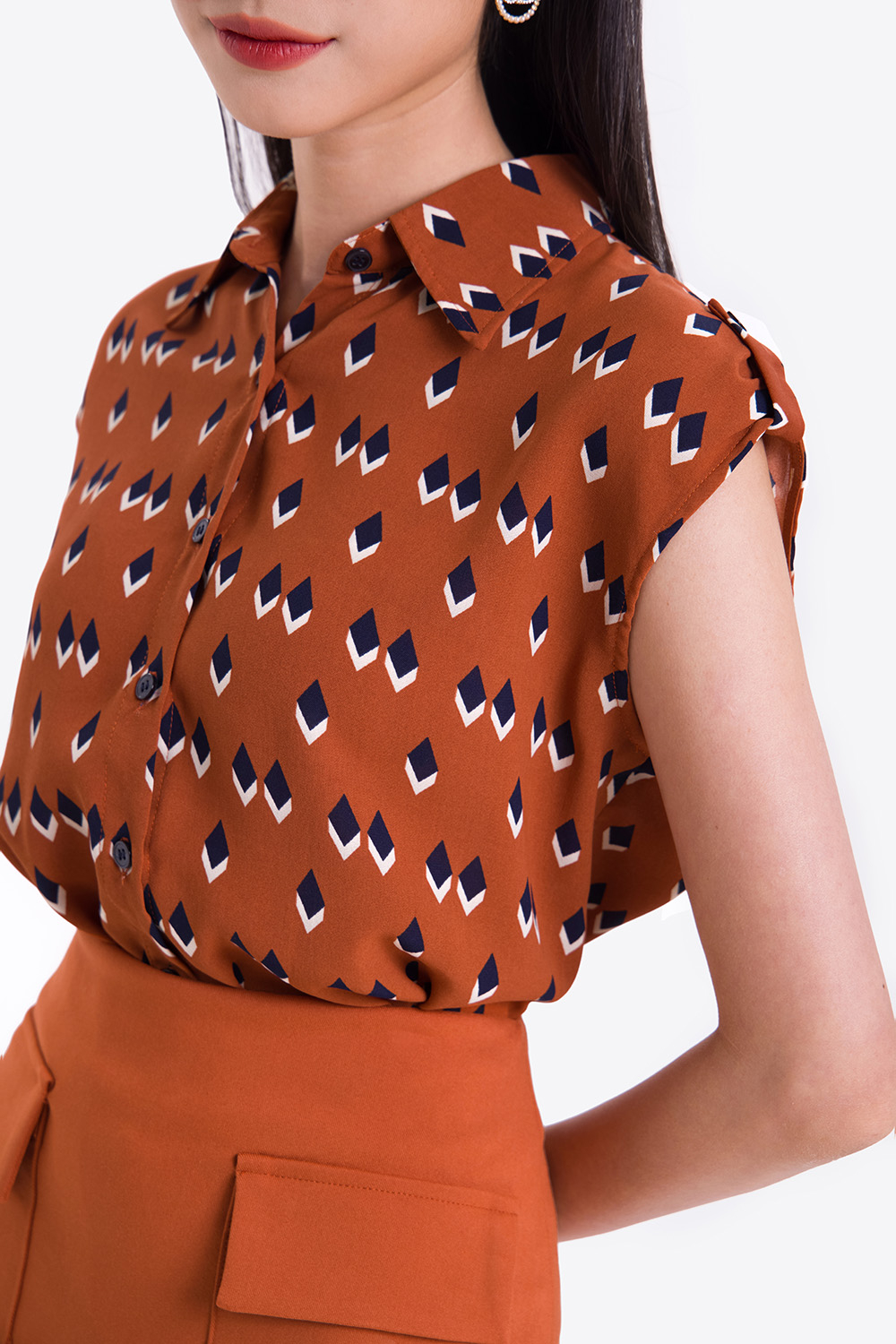 Áo sơ mi công sở nữ họa tiết 