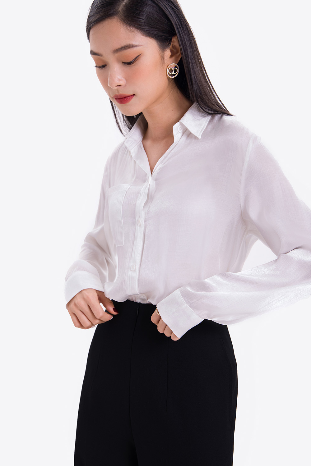 Áo sơ mi trắng công sở phối túi 