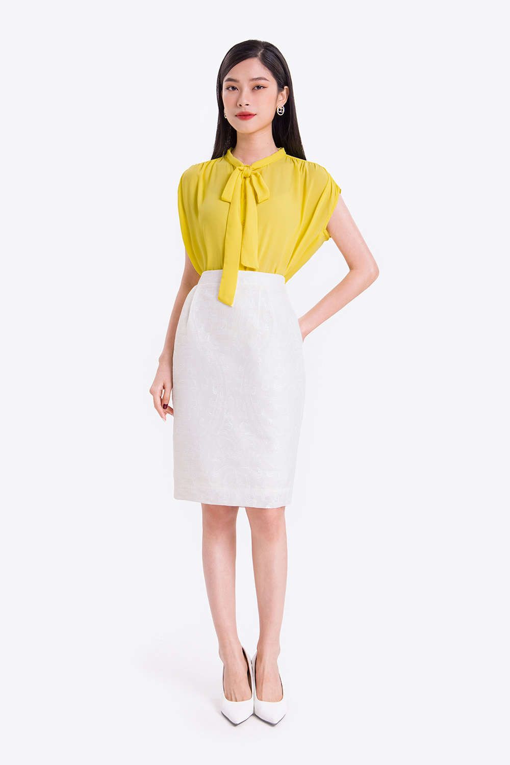 Áo sơ mi công sở nữ màu vàng cổ phối nơ