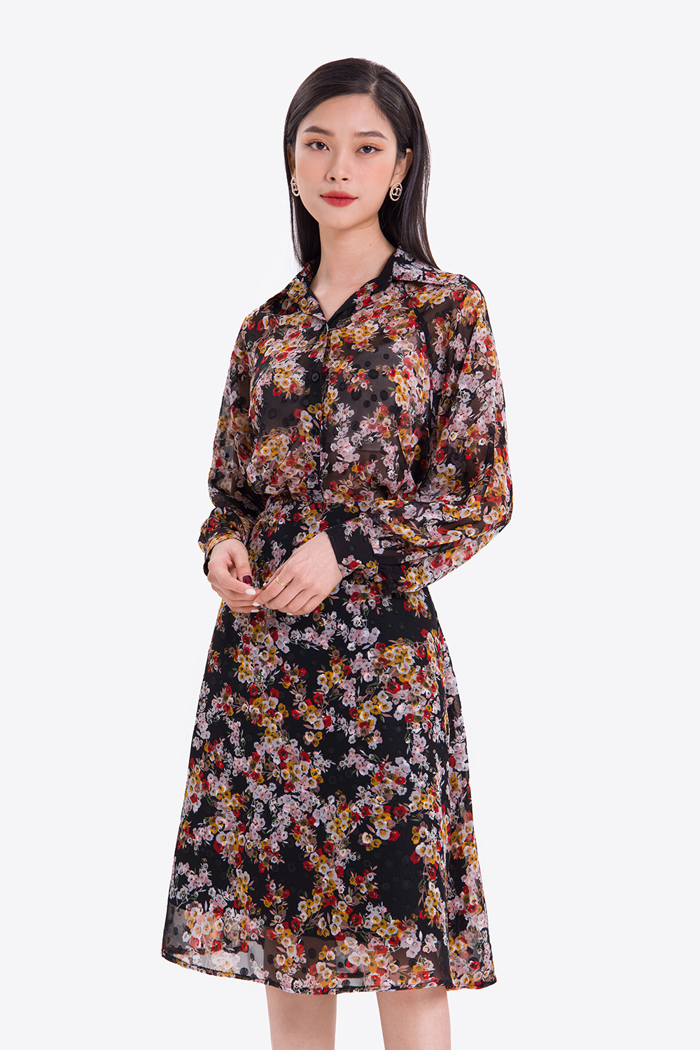 Áo sơ mi họa tiết hoa tay dài 