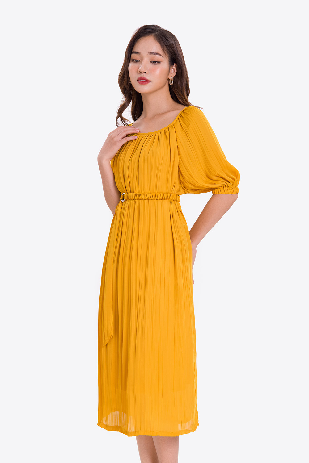 Đầm suông tay lỡ phối dây eo 