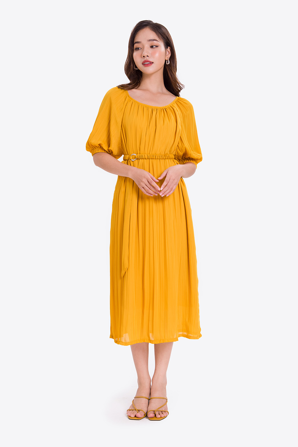 Đầm suông tay lỡ phối dây eo 