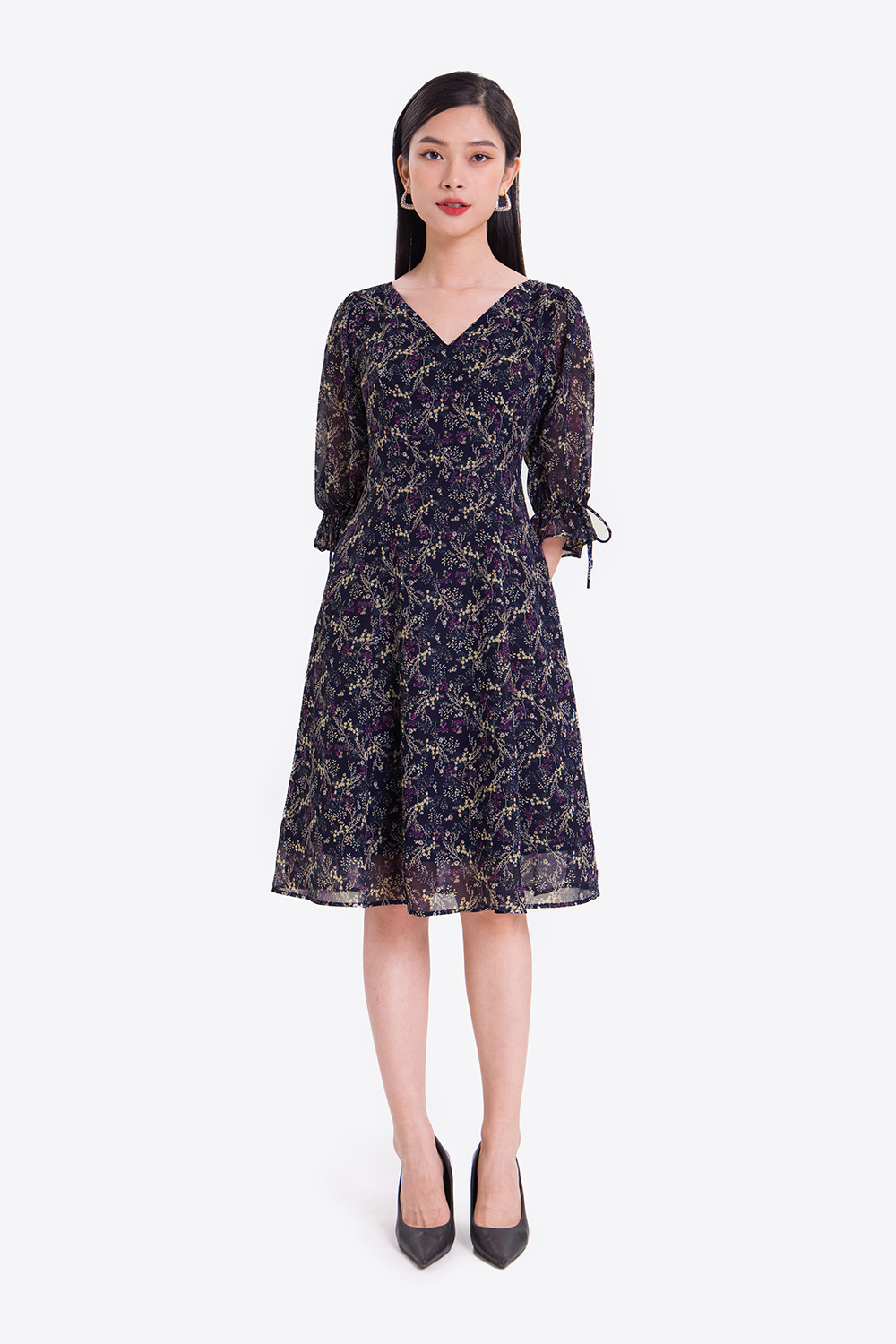 Đầm xòe hoa công sở tay lỡ phối nơ 