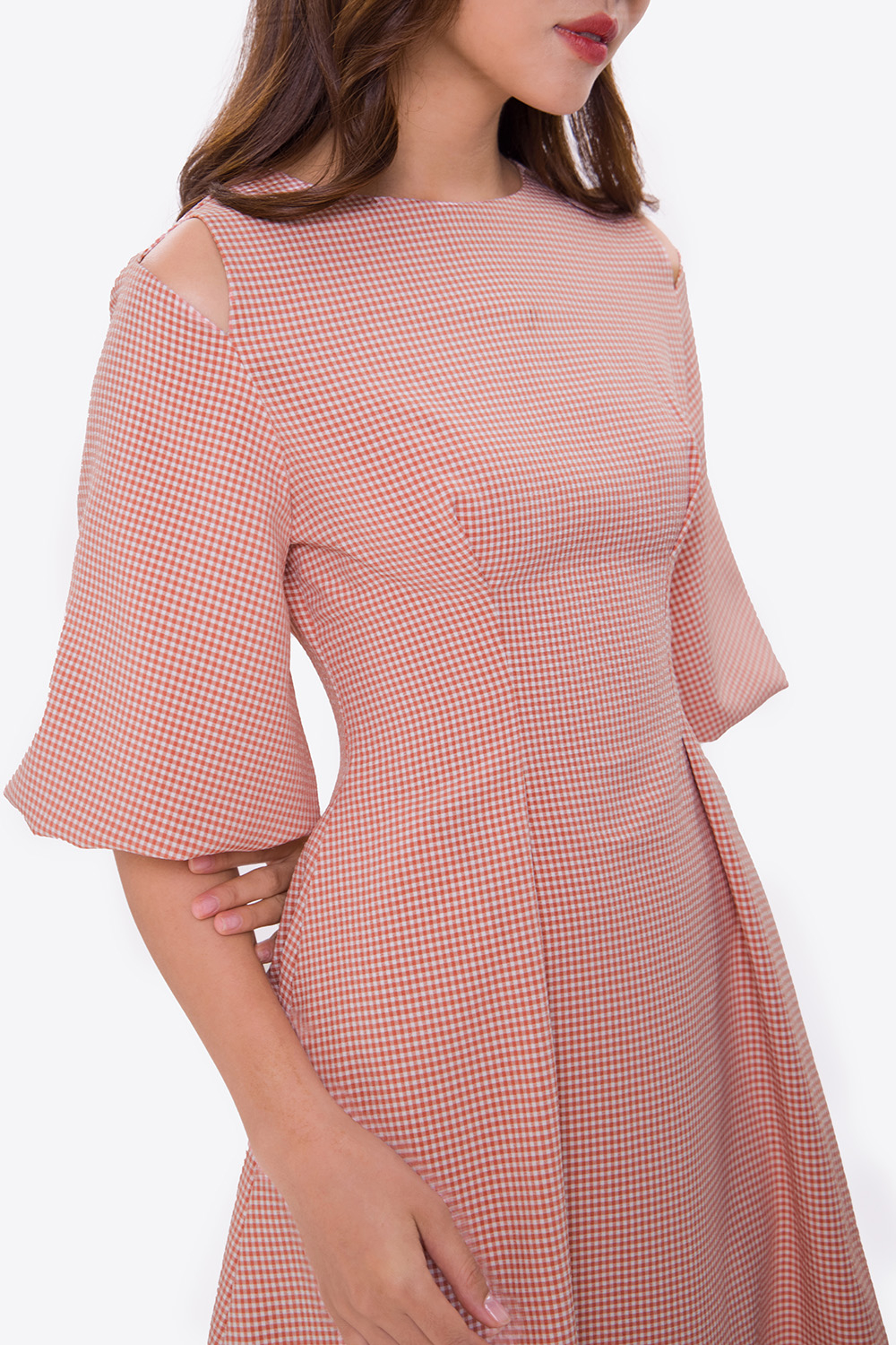 Đầm xòe gingham cut-out vai tay phồng 