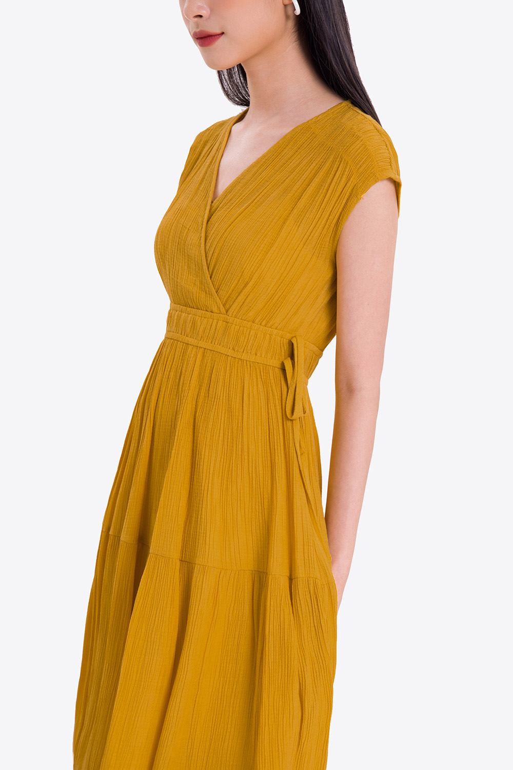 Đầm xòe xếp ly cổ V dây rút eo 