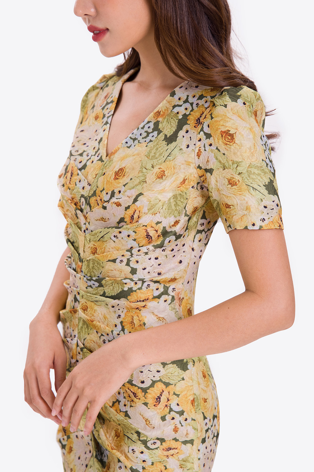 Đầm hoa công sở dáng ôm nhẹ 