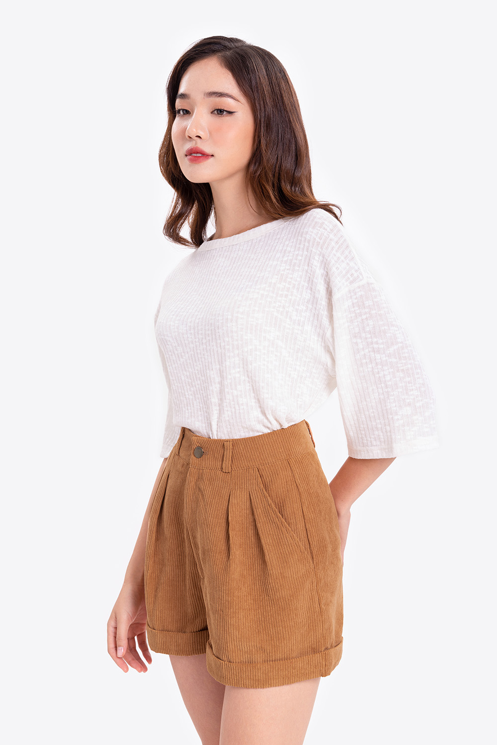 Quần short nữ vải nhung tăm 