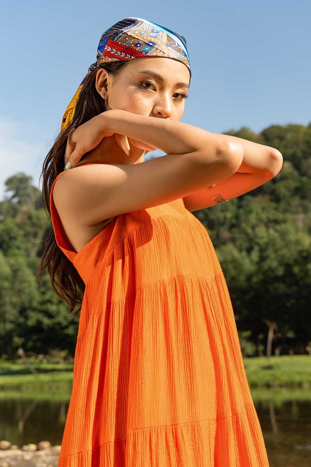 Đầm hai dây bản to dáng xòe 