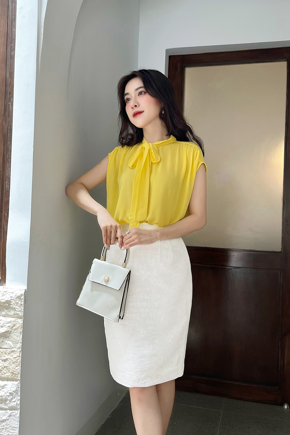 Áo sơ mi công sở nữ màu vàng cổ phối nơ ASM10-12