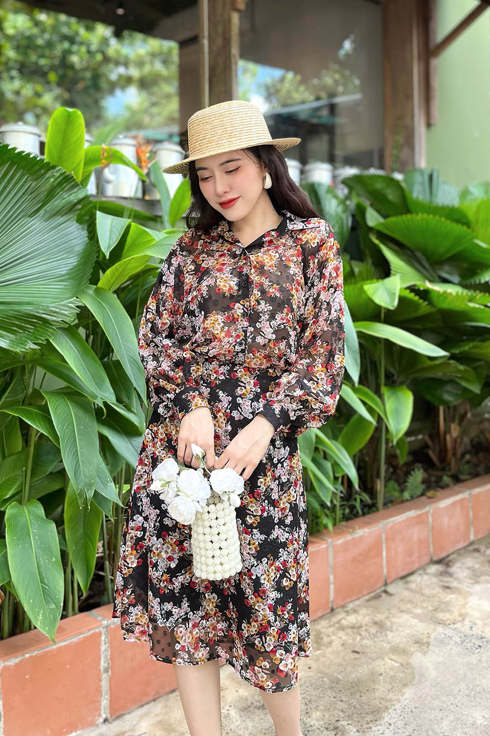 Áo sơ mi họa tiết hoa tay dài 