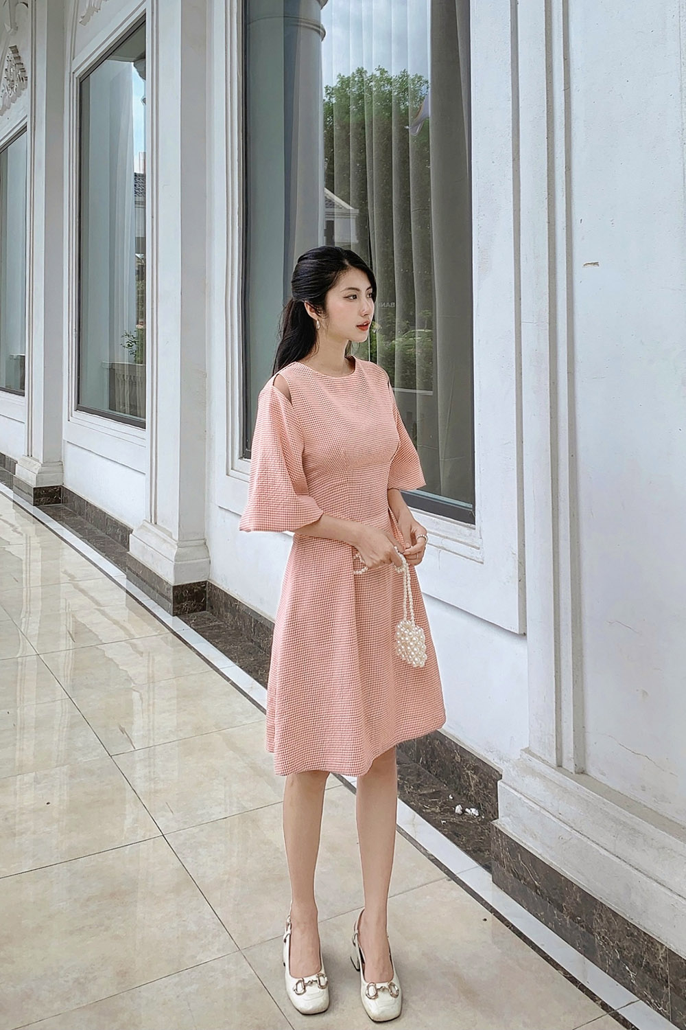 Đầm xòe gingham cut-out vai tay phồng 