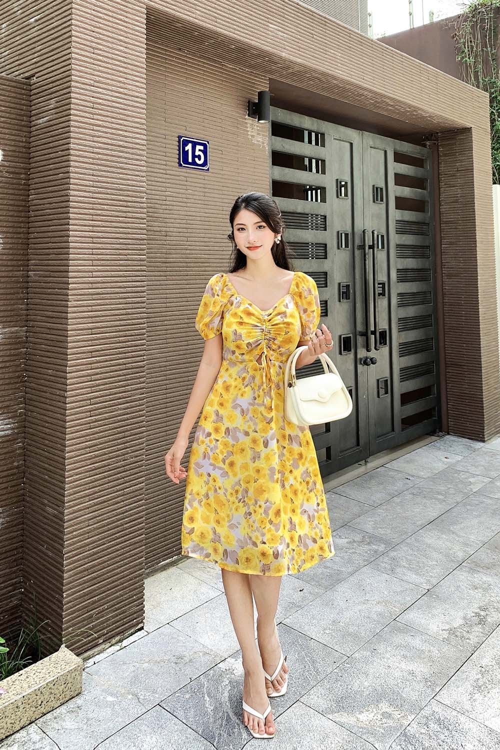 Đầm xòe hoa công sở nữ phối dây rút 