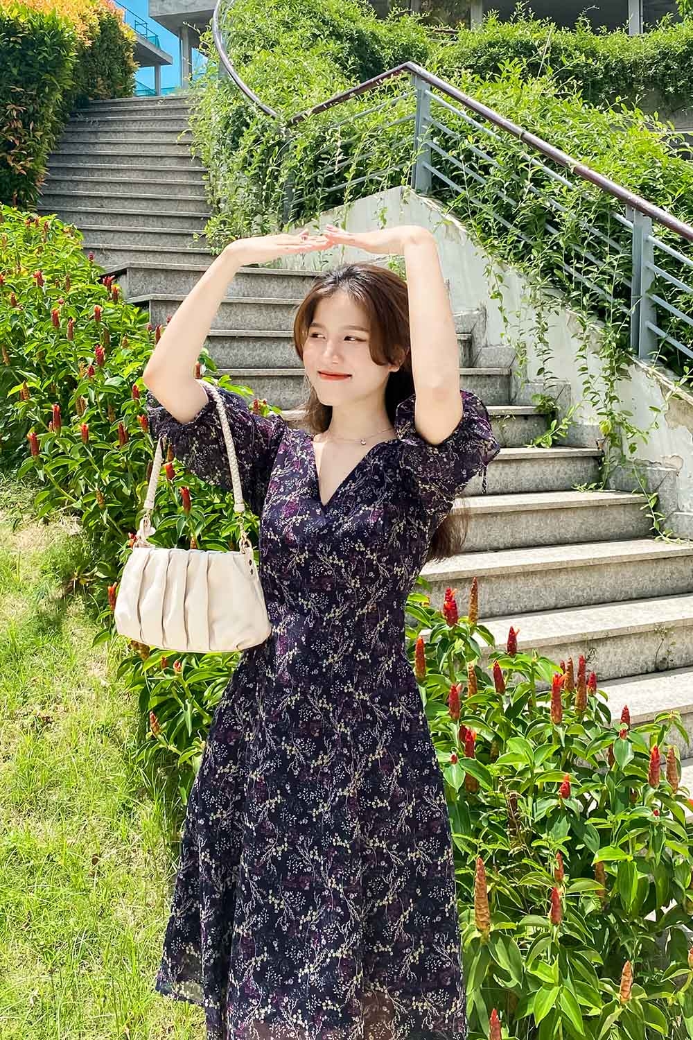 Đầm xòe hoa công sở tay lỡ phối nơ 