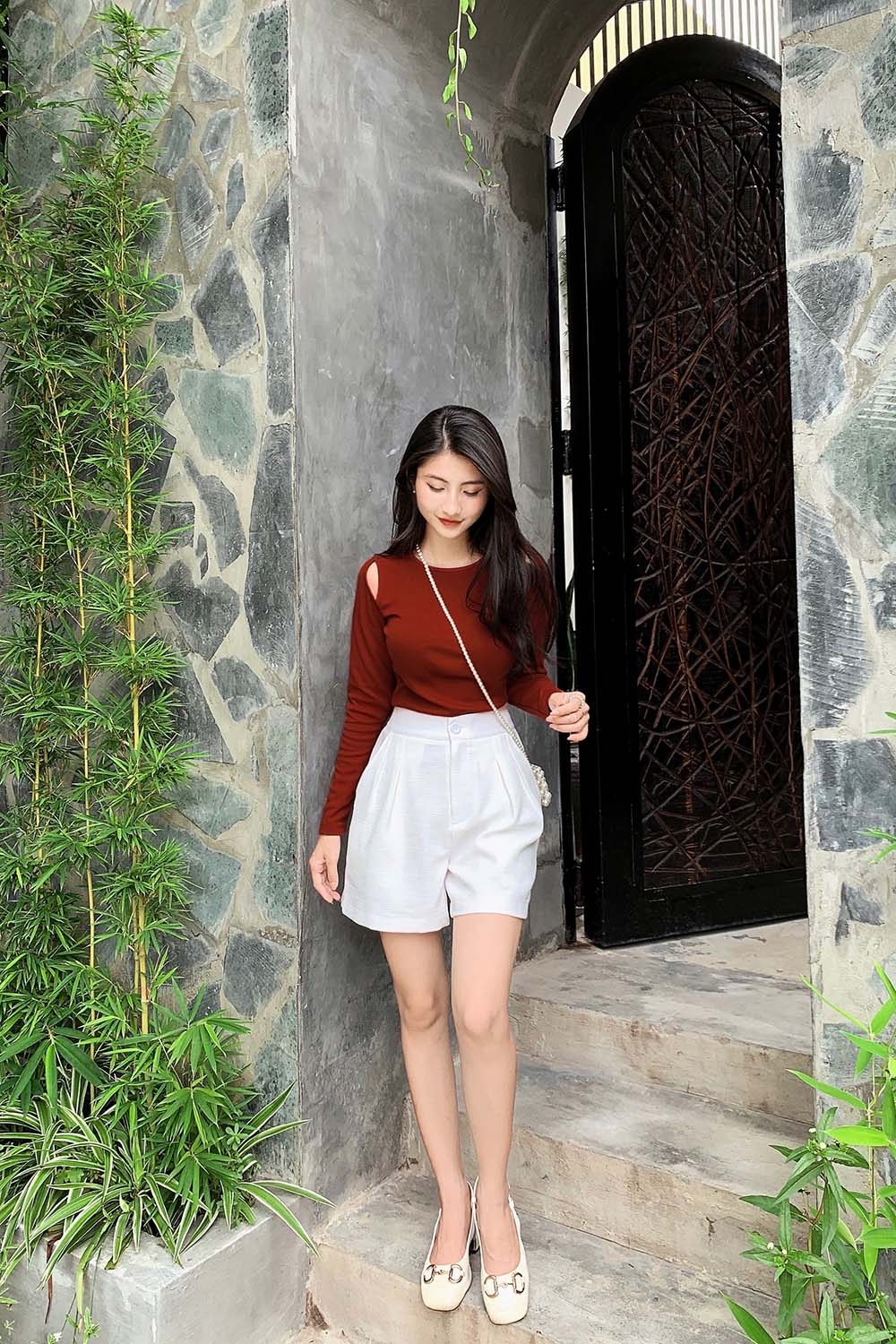 Áo thun ôm tay dài cut out 