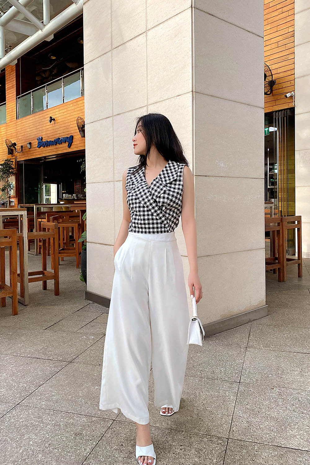 Áo croptop công sở sát nách cổ dantone 