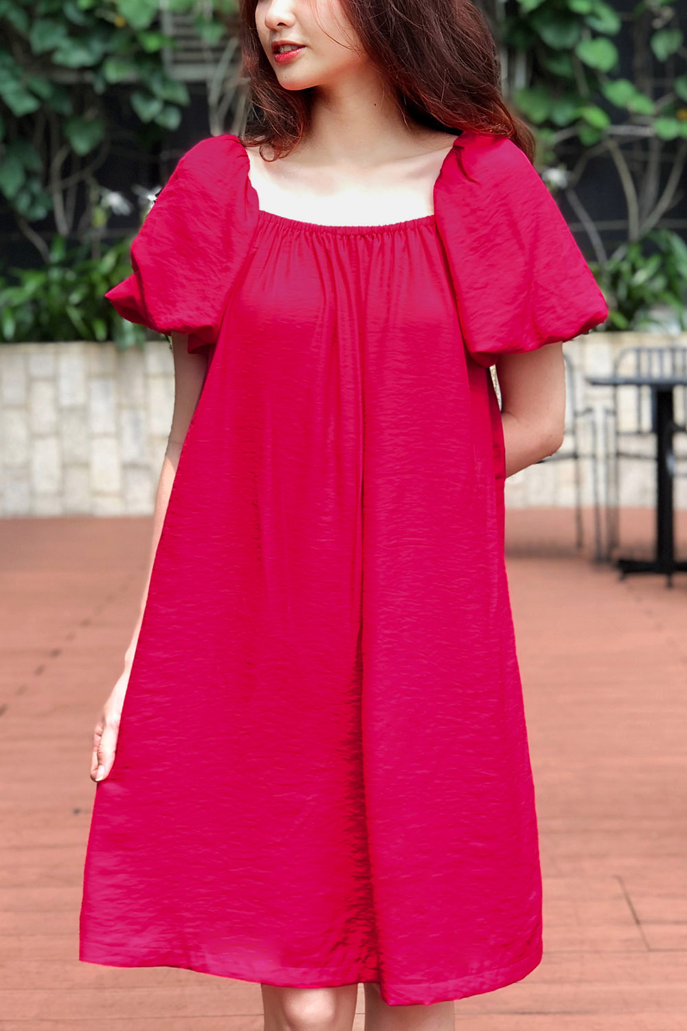 Đầm nữ dáng suông tay phồng 