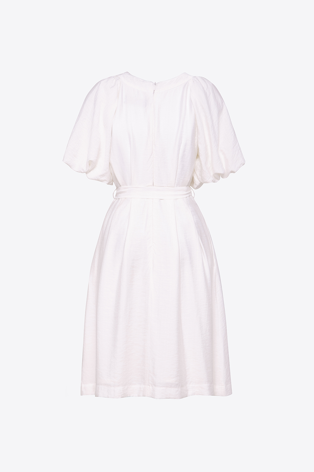 Đầm xòe trắng tay phồng eo phối nơ 