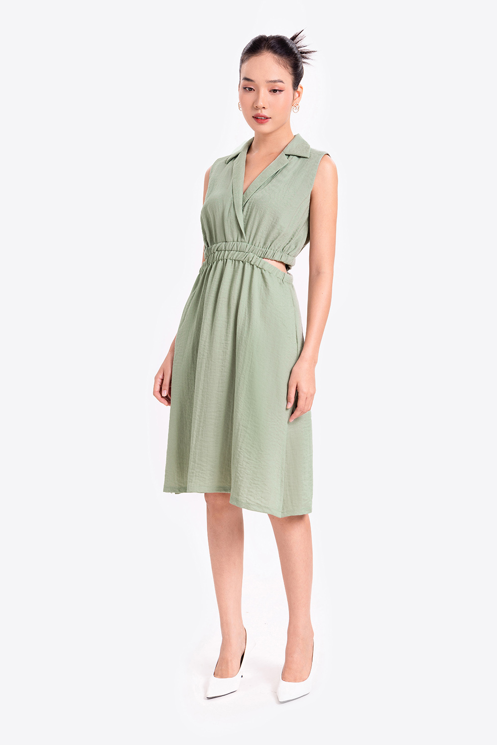 Đầm chữ A eo bo chun cut-out 