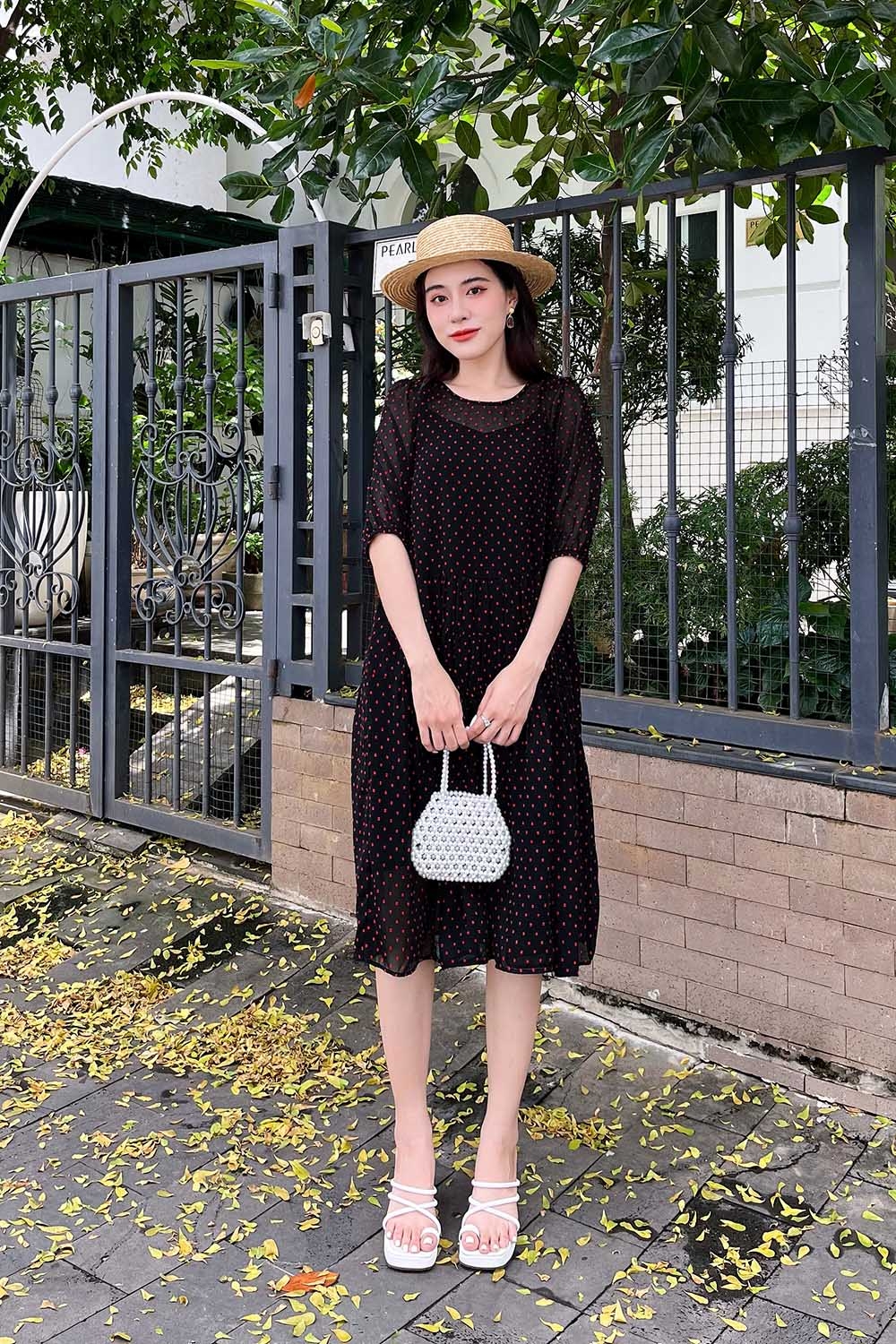 Đầm suông công sở họa tiết chấm bi