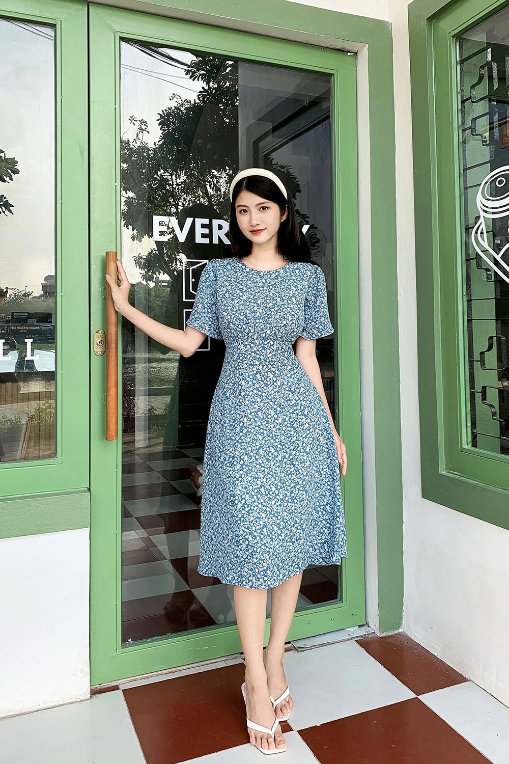 Đầm hoa nhí dáng chữ A eo cao 