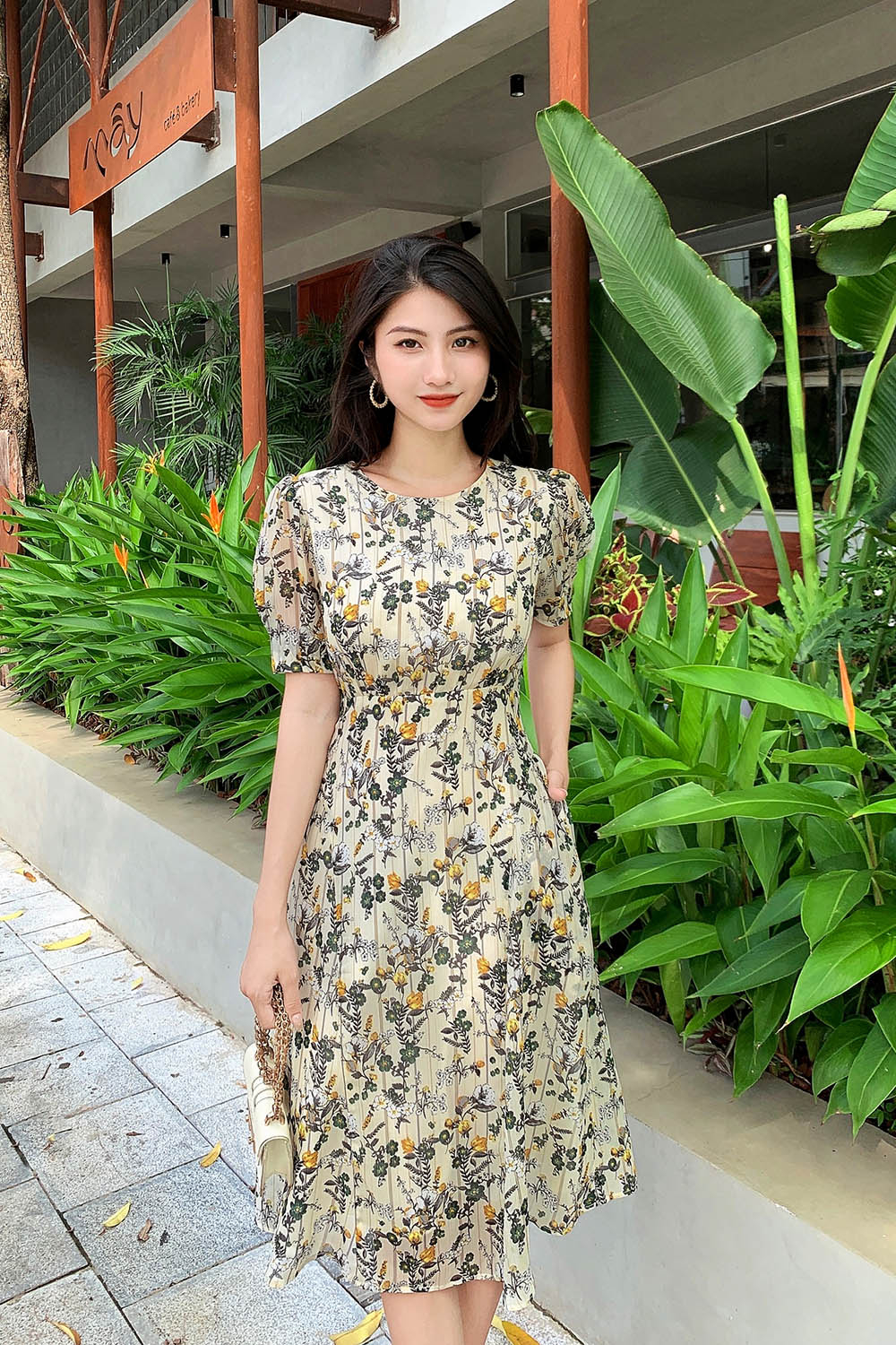 Đầm hoa công sở tay phồng 