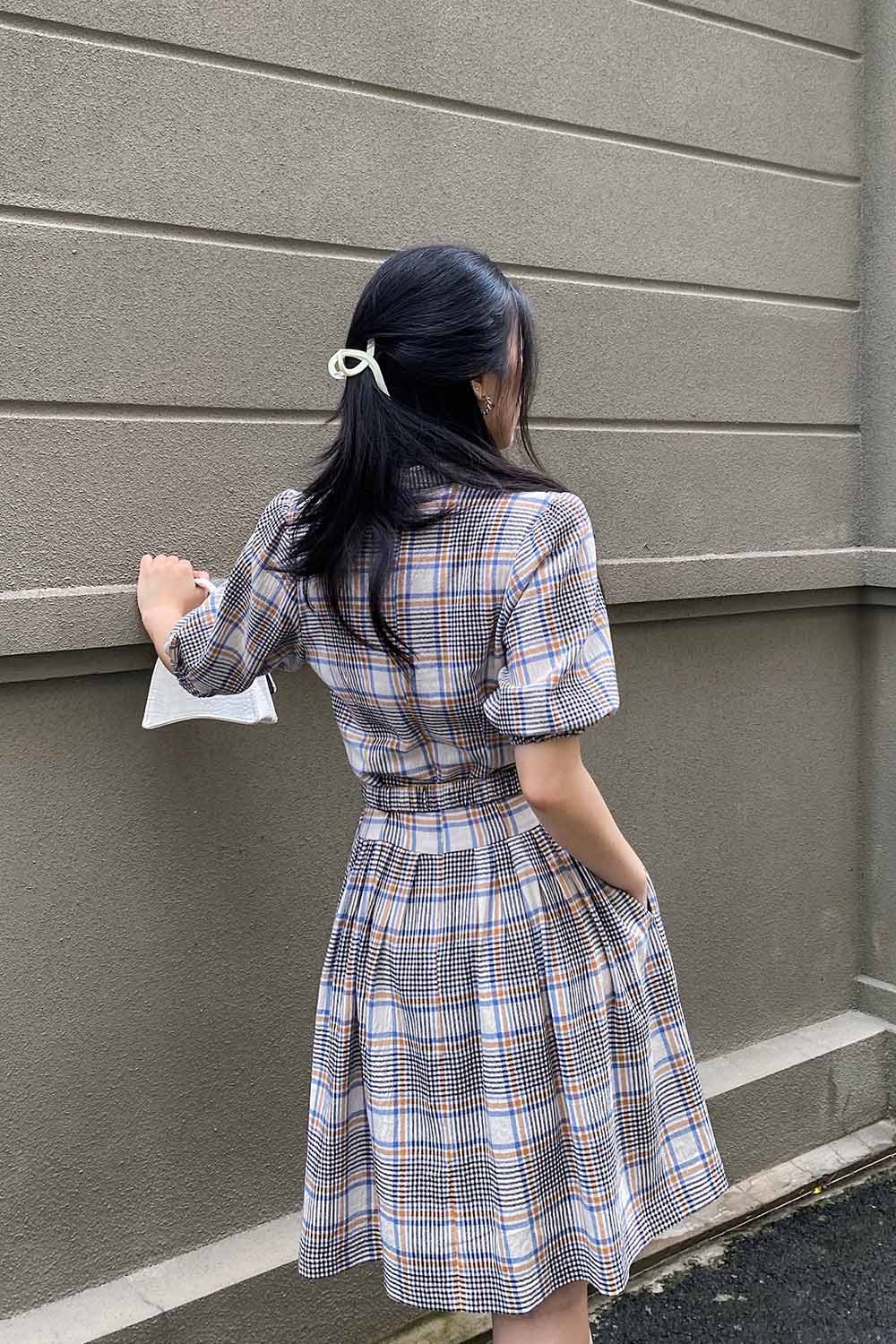 Đầm sơ mi kẻ phối dây thắt lưng 