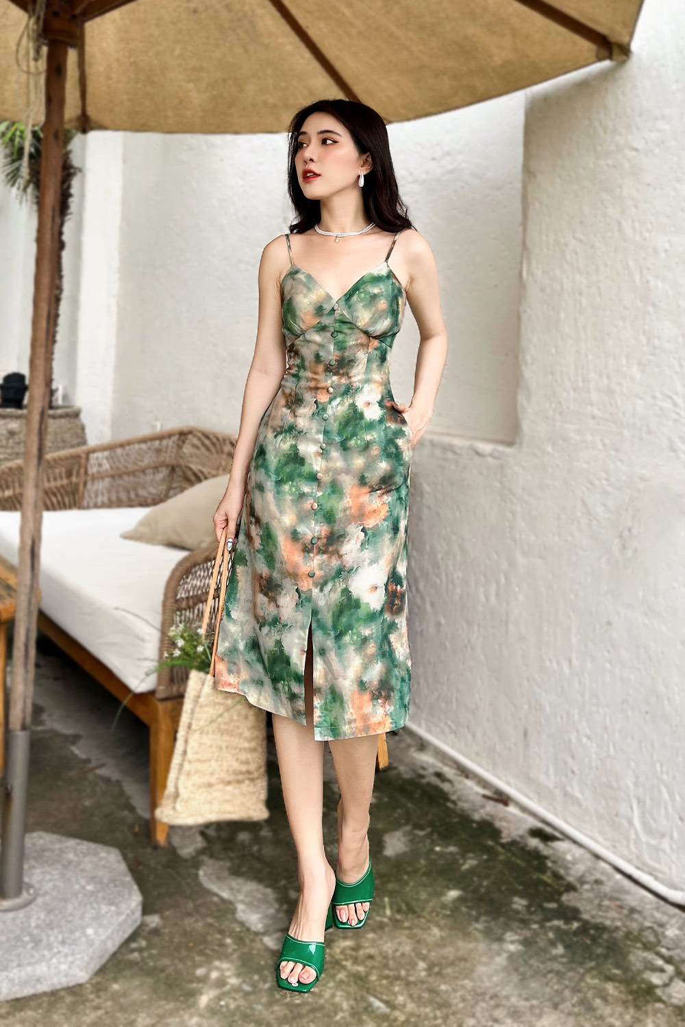 Đầm hai dây họa tiết tie dye