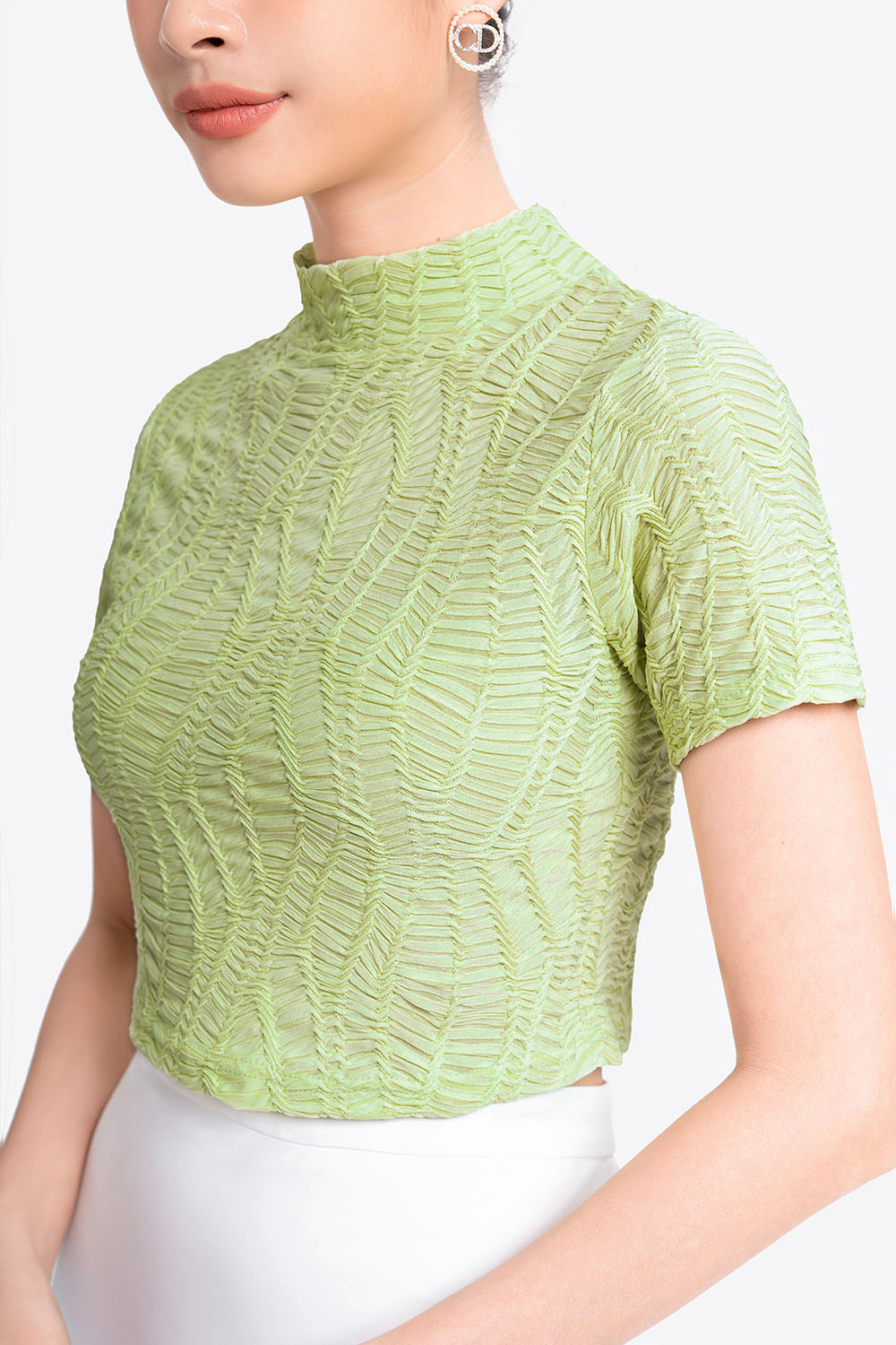 Áo thun nữ kiểu croptop dáng ôm