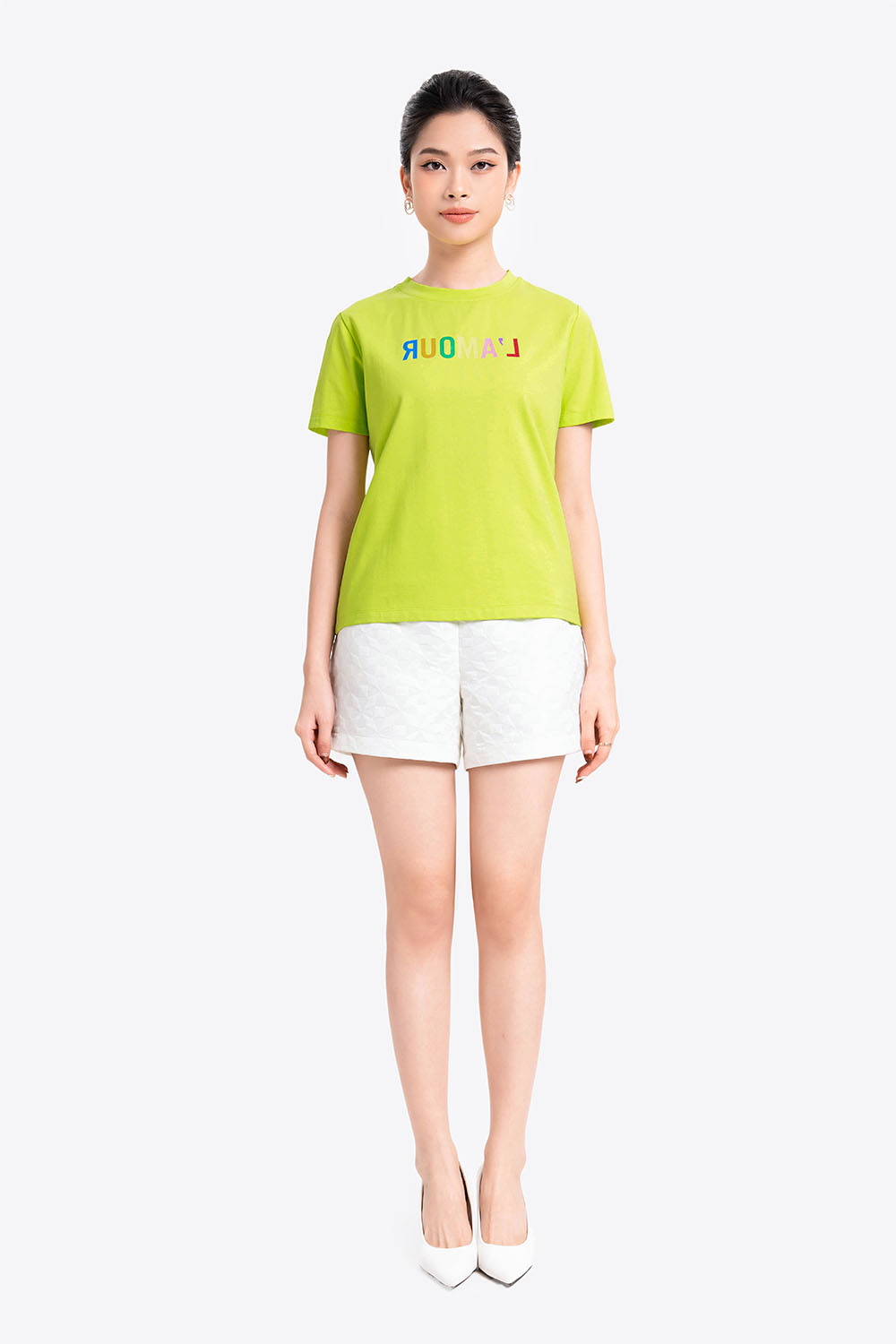 Áo thun nữ họa tiết chữ nhiều màu