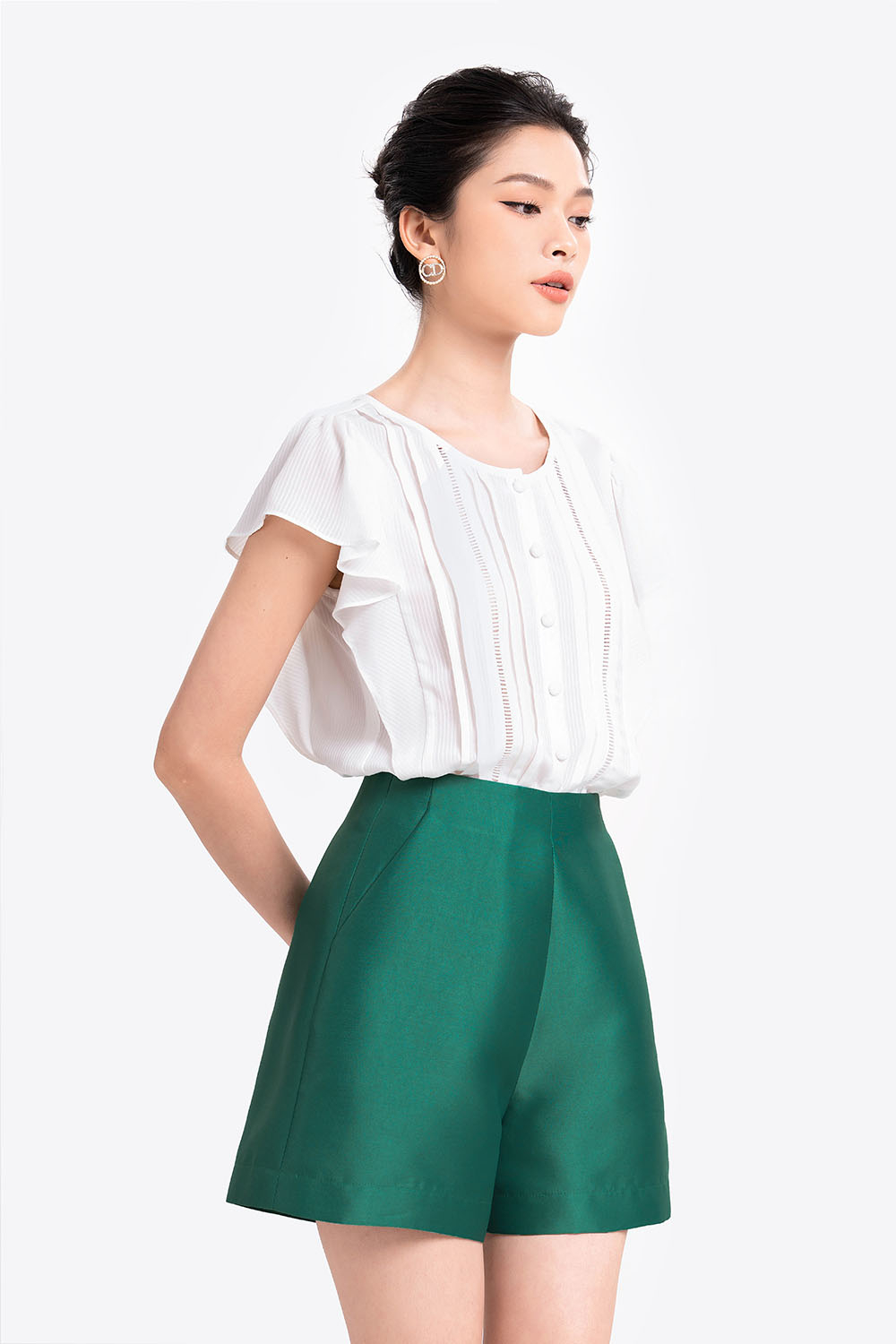 Quần short nữ ngắn ống rộng màu xanh