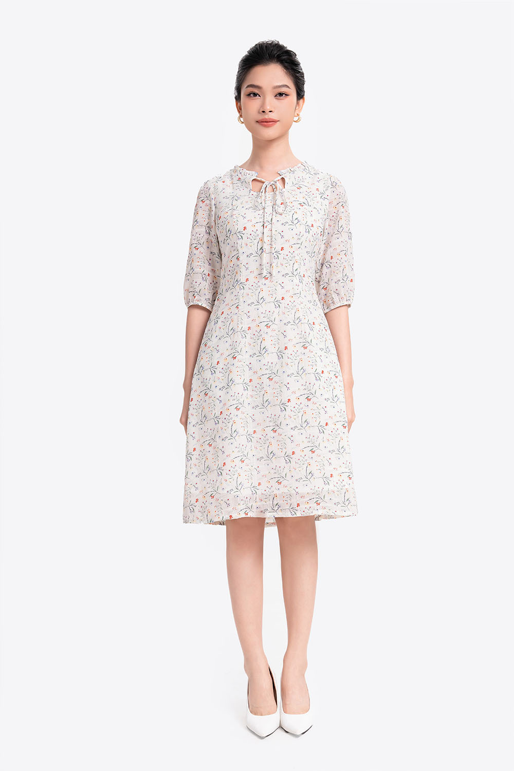 Đầm chữ A hoa nhí cổ viền bèo thắt nơ 