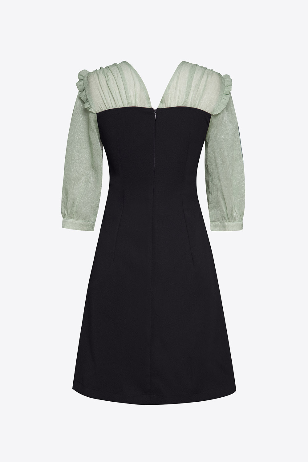 Đầm đen công sở phối màu tay dài cổ tim