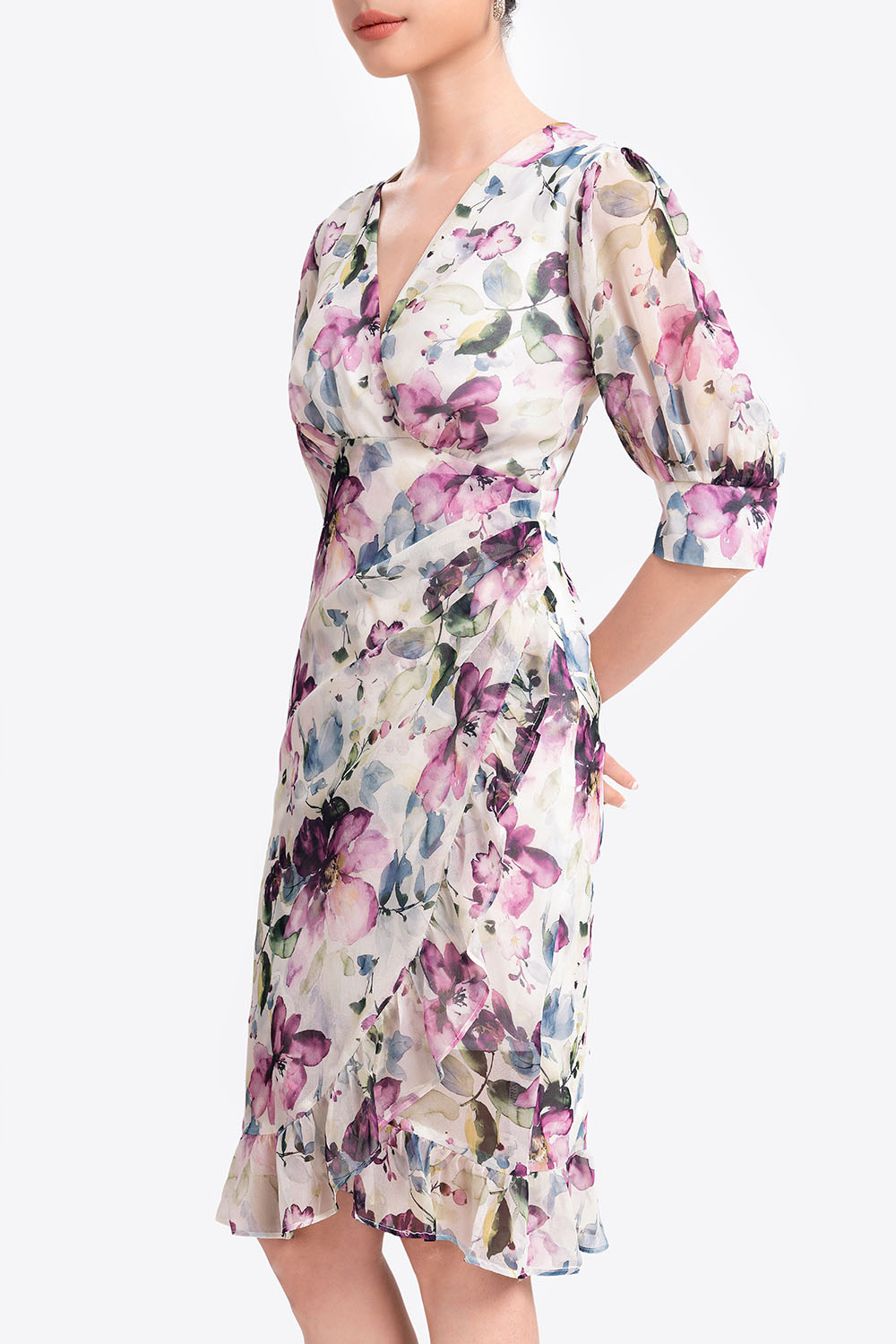 Đầm quấn họa tiết hoa phối bèo 