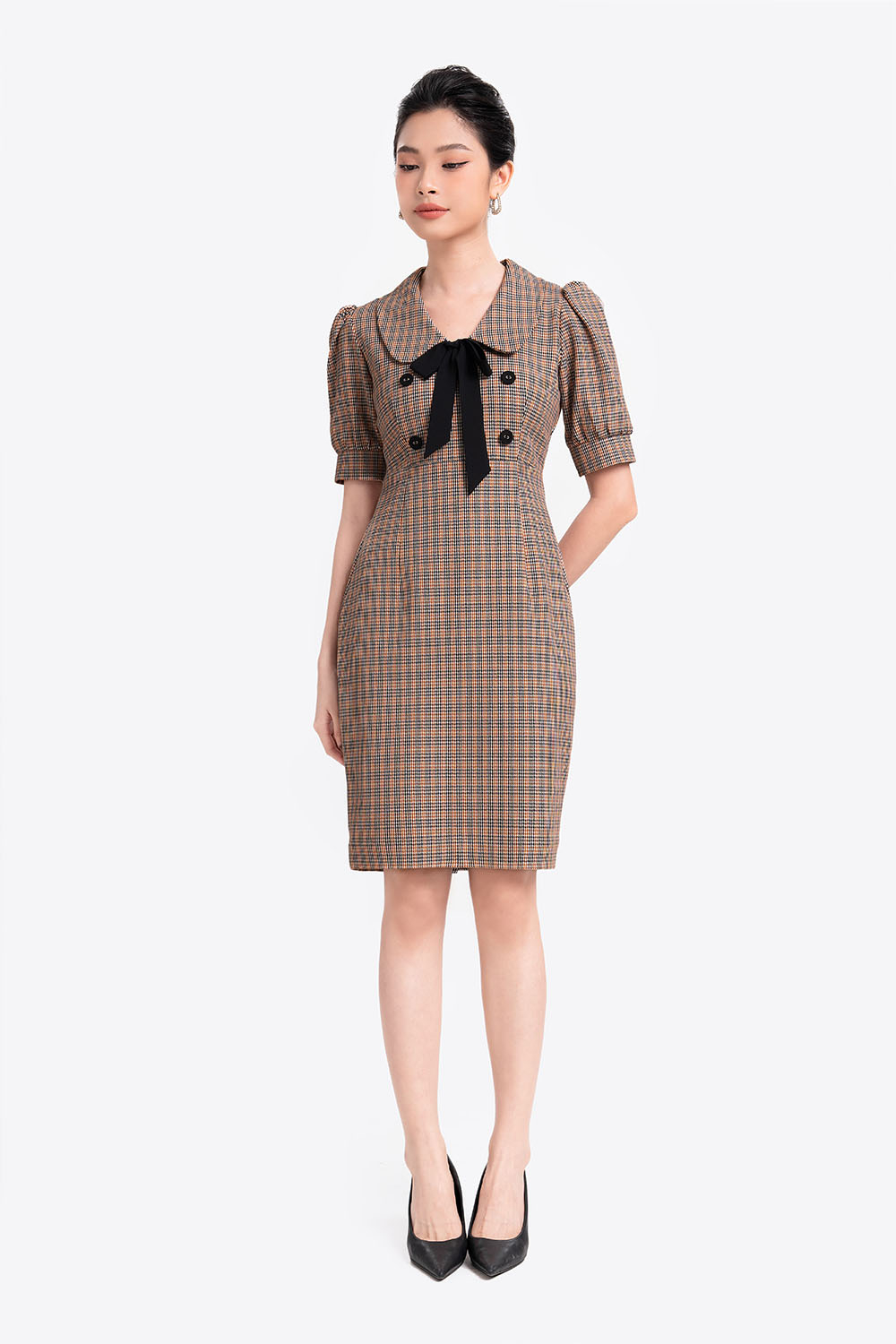 Đầm caro cổ sen phối nơ 