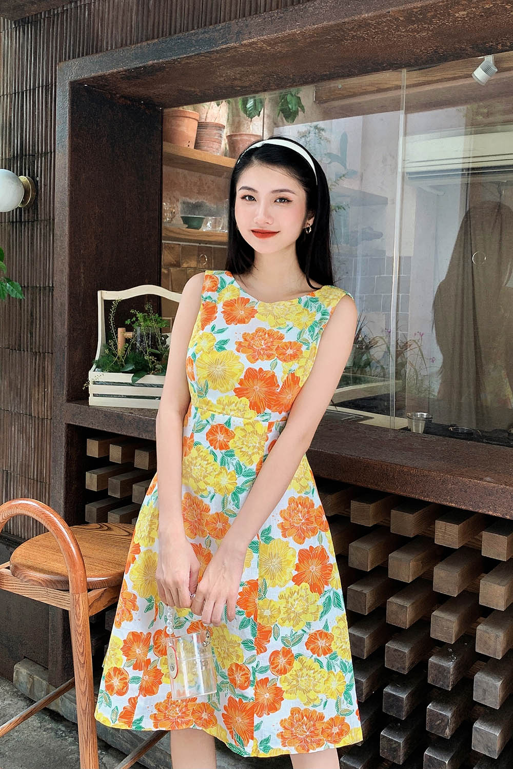 Đầm hoa dáng chữ A sát nách KK114-19 | Thời trang công sở K&K Fashion