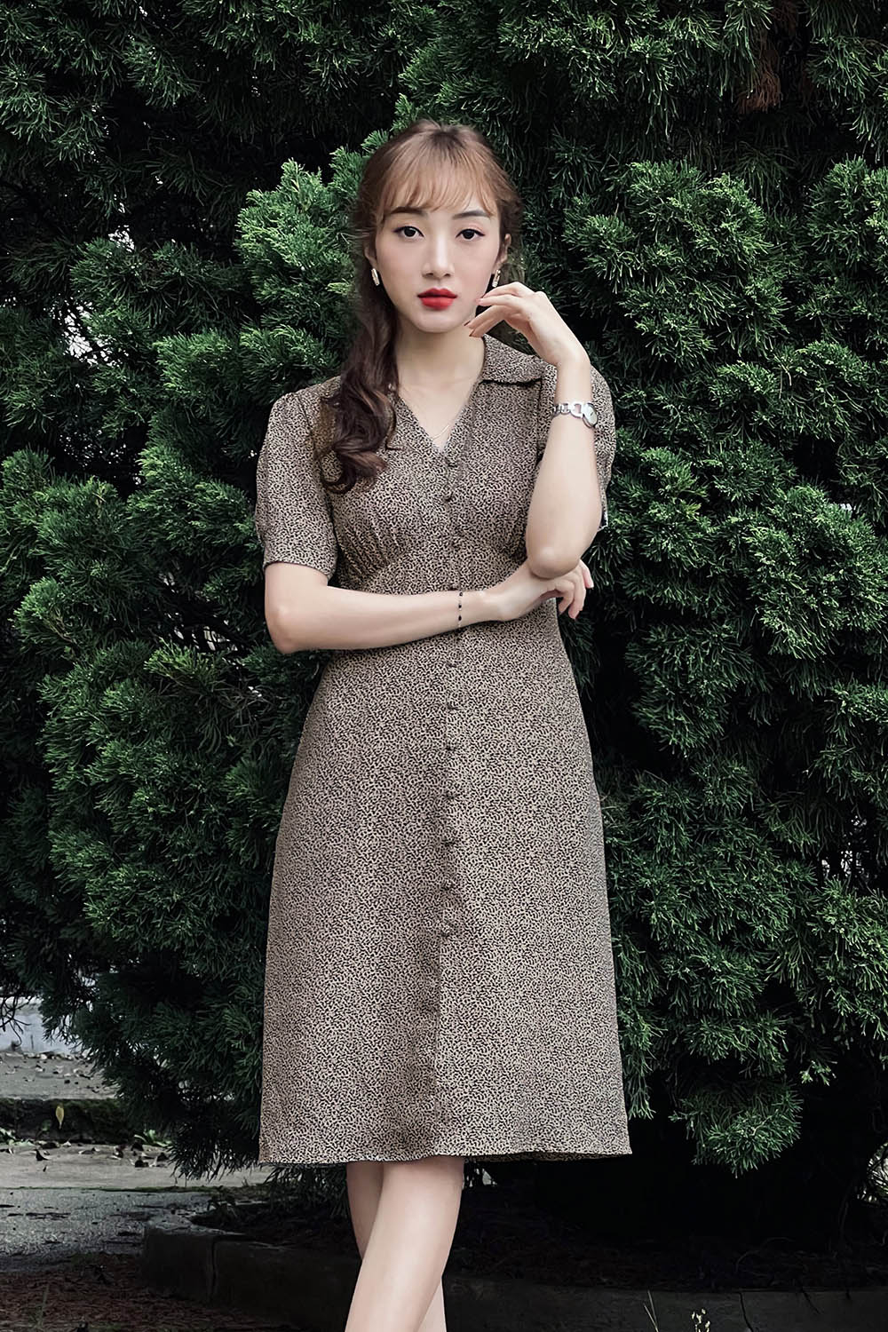 Đầm họa tiết dáng A công sở nhấn ngực