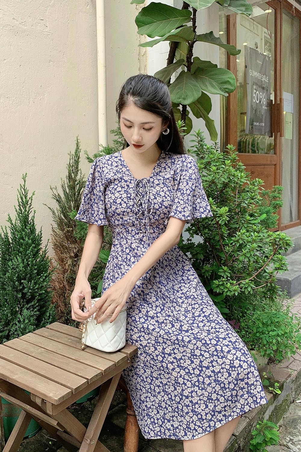 Đầm hoa dáng xòe tay cánh tiên